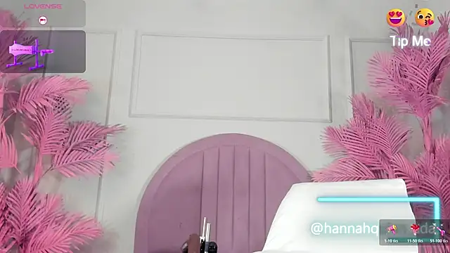 Hanaahquinn online show from 02/05/26, 11:37