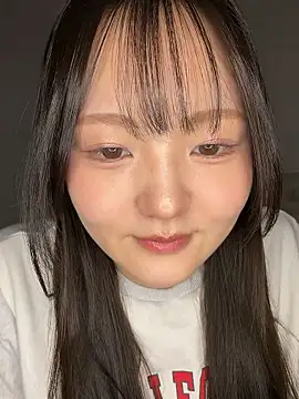 MinaKubo online show from 04/15/26, 03:08