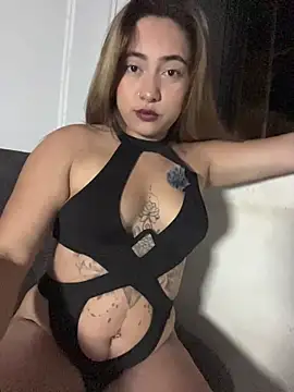 lunaxxx 69 online show from 11/25/25, 11:16