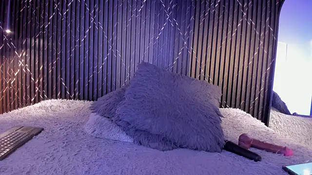 Annie paradise17 online show from 11/11/25, 11:27