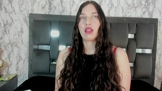 rachell wilson  online show from 03/19/25, 02:57