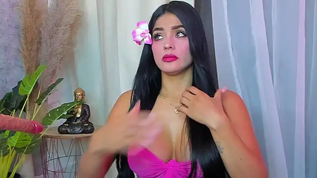 Snapshot of im_hanna1 chatting on 12/14/25, 10:58 im hanna1 online show from 12/14/25, 10:58