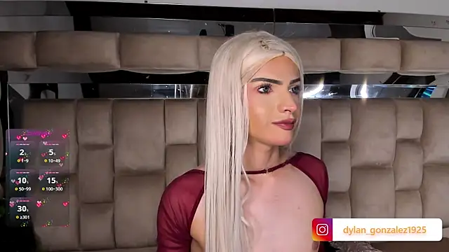 Snapshot of Dylan_Turnerr chatting on 10/11/25, 03:06 Dylan Turnerr online show from 10/11/25, 03:06