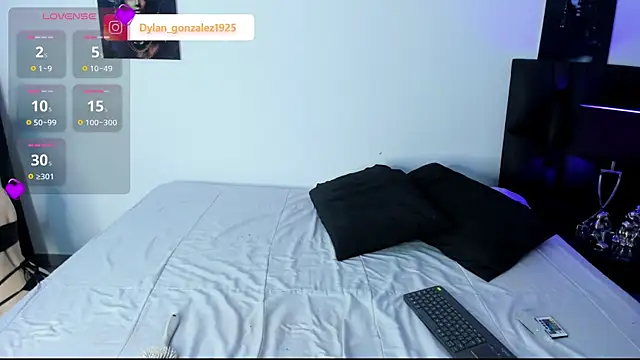 Dylan Turnerr online show from 06/25/26, 05:56