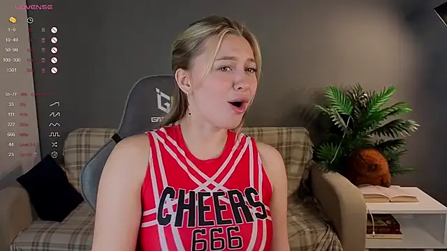 christie luv online show from 02/07/26, 11:14