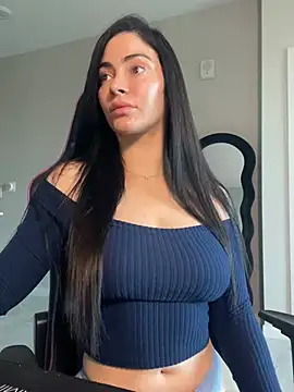 jasminestreams online show from 05/18/26, 12:00