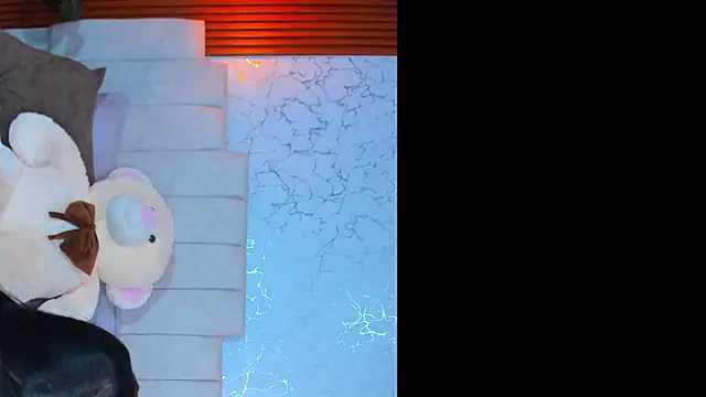 AlexiaAbbey online show from 10/17/25, 02:41