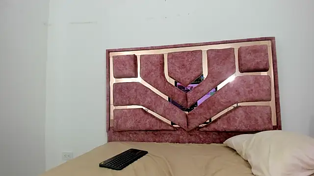 emilyy cooperr online show from 03/20/25, 06:19