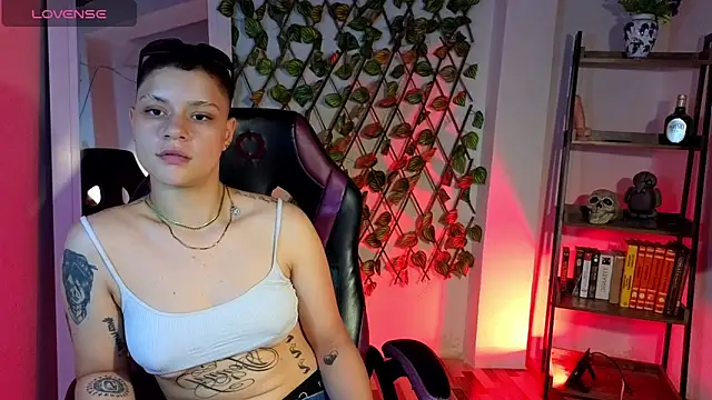 demimoore222 online show from 03/12/25, 08:41