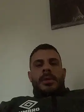 Snapshot of nole_jokker chatting on 11/04/25, 03:44 nole jokker online show from 11/04/25, 03:44