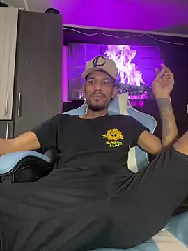 Miguel bigcock online show from 03/11/25, 04:40