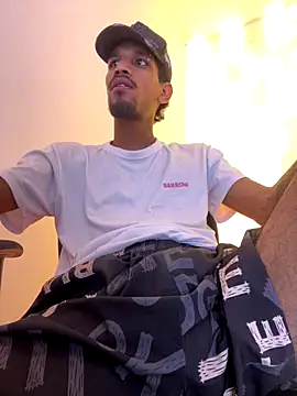 Miguel bigcock online show from 12/15/25, 02:27