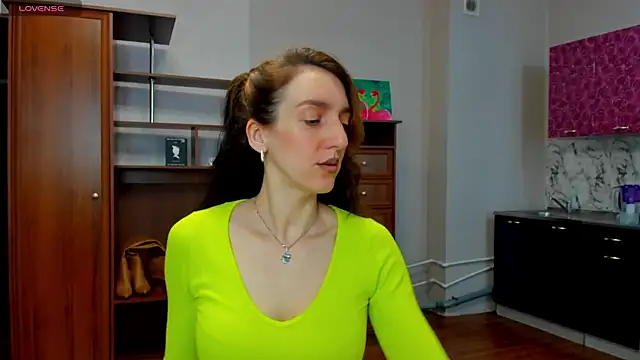 desired zzoya online show from 03/21/25, 02:18