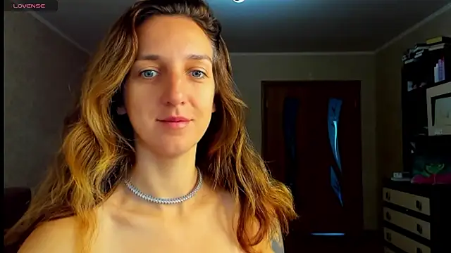 desired zzoya online show from 09/21/25, 01:29