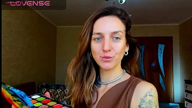 desired zzoya online show from 10/14/25, 03:51