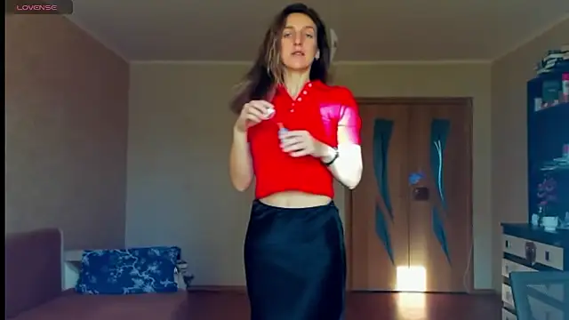 desired zzoya online show from 10/19/25, 03:18