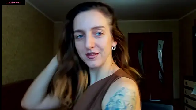 desired zzoya online show from 11/23/25, 03:50