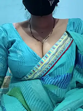 Snapshot of Sexyradha_ chatting on 02/18/26, 04:58 Sexyradha online show from 02/18/26, 04:58