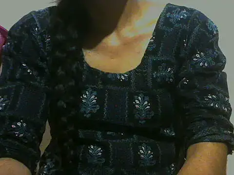 Snapshot of mayra89 chatting on 07/06/26, 06:10 mayra89 online show from 07/06/26, 06:10