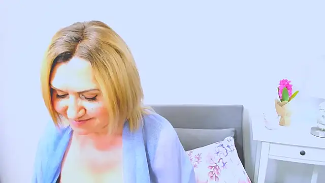 IsabellaSexyMilf online show from 03/16/25, 01:27