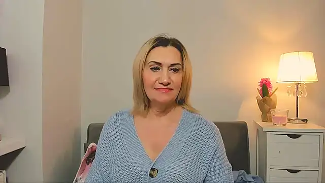 IsabellaSexyMilf online show from 03/23/25, 06:26