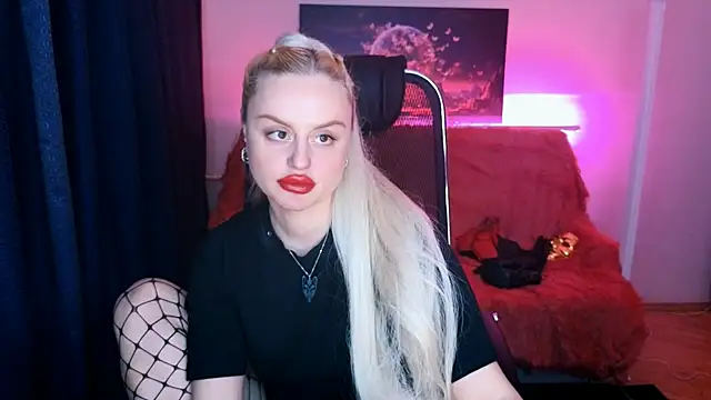 Miss Alice Silver online show from 03/18/25, 07:42