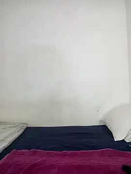 Missvixen81 online show from 12/15/25, 04:50