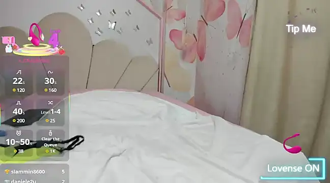 sweetiepeach  online show from 03/18/25, 05:41