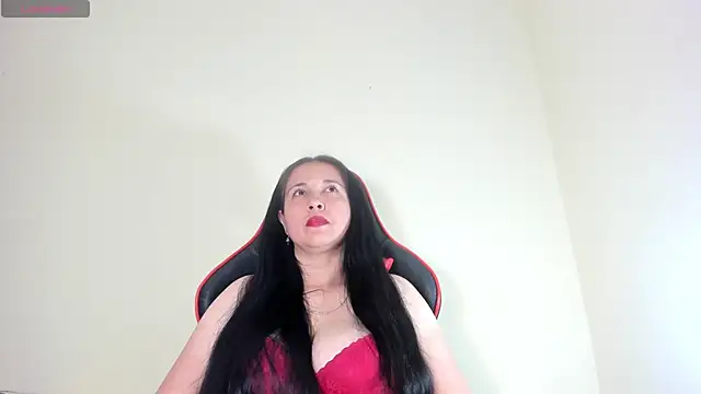 Snapshot of hot-nikol chatting on 10/28/25, 02:04 hot-nikol online show from 10/28/25, 02:04