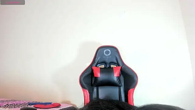 Snapshot of hot-nikol chatting on 11/19/25, 11:05 hot-nikol online show from 11/19/25, 11:05