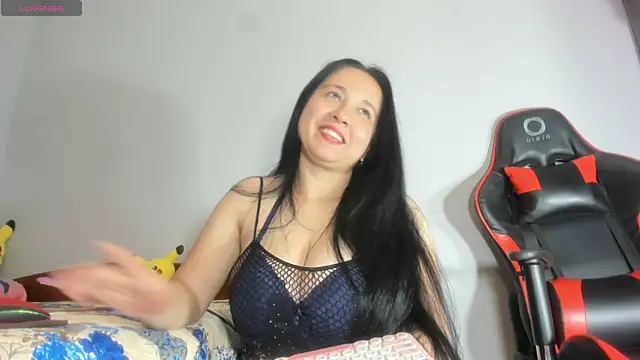 hot-nikol online show from 03/08/26, 01:59