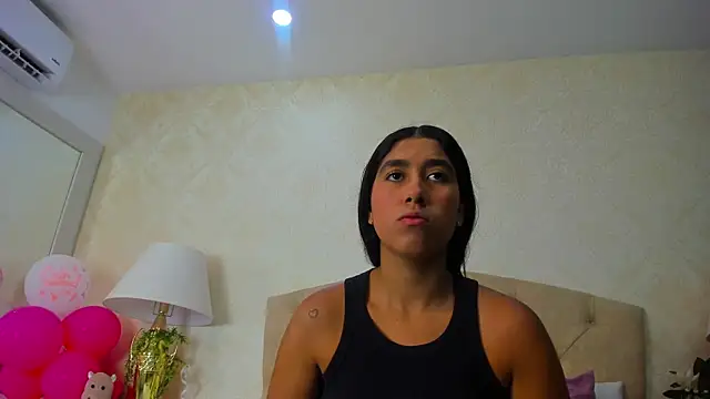 Snapshot of Mia_Montess chatting on 04/09/26, 04:34 Mia Montess online show from 04/09/26, 04:34