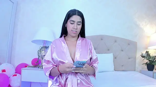 Snapshot of Mia_Montess chatting on 04/16/26, 10:12 Mia Montess online show from 04/16/26, 10:12