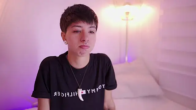 tommy blue online show from 02/02/26, 04:27