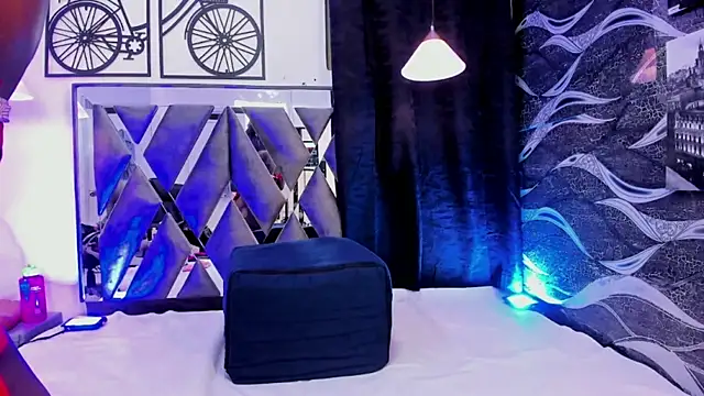 CandyMartinez  online show from 03/28/26, 08:30