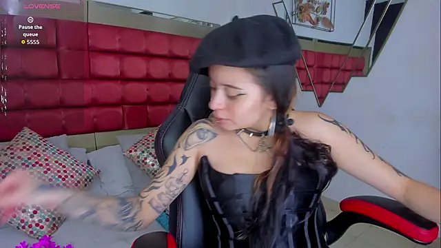 SaskiaGrendel online show from 02/03/26, 12:09