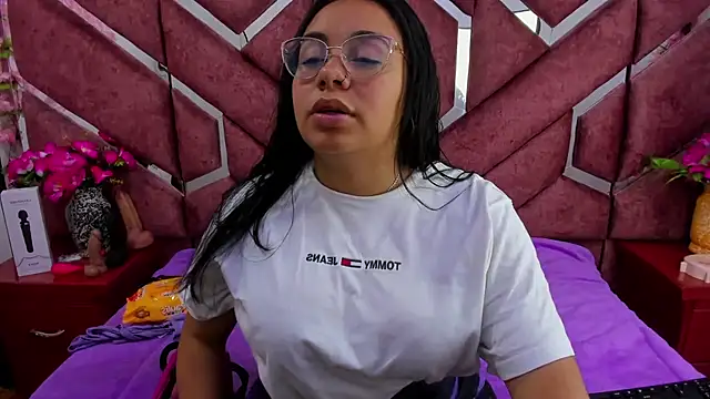  Violeta 18 online show from 11/28/25, 03:20