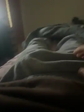 Snapshot of ategurl192 chatting on 11/16/25, 09:04 ategurl192 online show from 11/16/25, 09:04