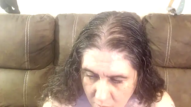 Dreaming Of Blue online show from 12/20/25, 11:34