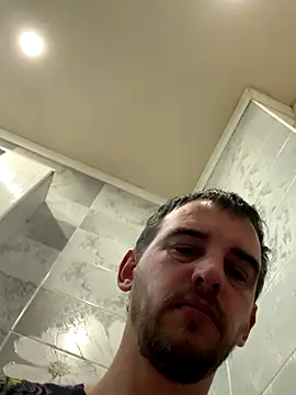 Maxpeins online show from 12/15/25, 11:03