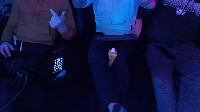 weknowourworth6999 online show from 01/19/26, 05:33