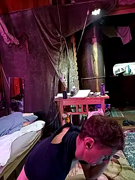 Snapshot of PrimordialChill6 chatting on 09/26/25, 06:39 PrimordialChill6 online show from 09/26/25, 06:39