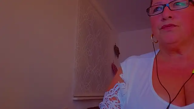 Snapshot of conny99 chatting on 09/10/25, 07:25 conny99 online show from 09/10/25, 07:25