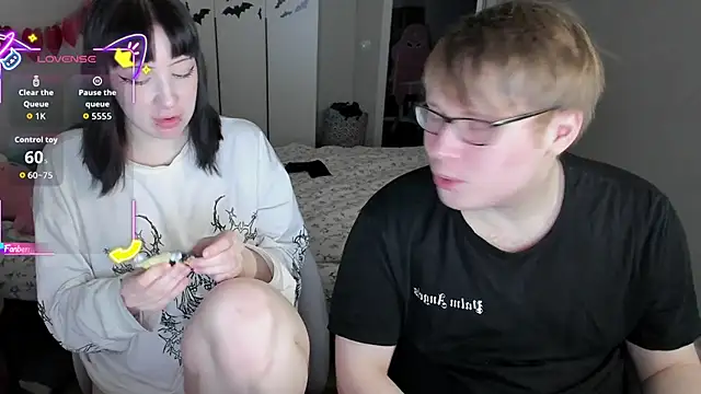 Snapshot of JayMollyy chatting on 02/10/26, 04:00 JayMollyy online show from 02/10/26, 04:00