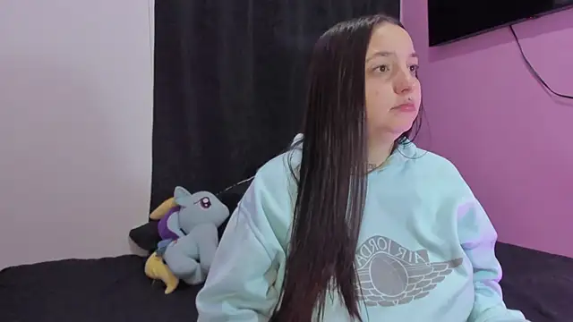 Celestte online show from 12/01/25, 12:04