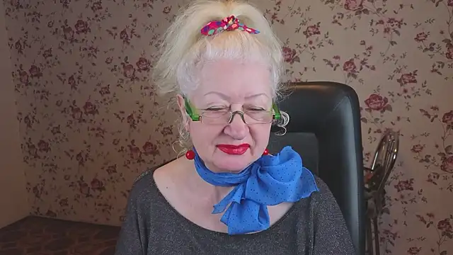 Maya Mayflower online show from 01/08/26, 02:58