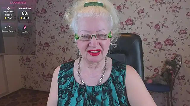 Maya Mayflower online show from 02/07/26, 02:48