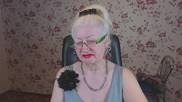 Maya Mayflower online show from 02/20/26, 02:41