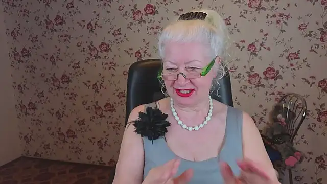 Maya Mayflower online show from 03/09/26, 02:59