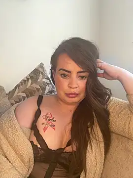 Snapshot of Sophie_23XX chatting on 03/22/25, 10:39 Sophie 23XX online show from 03/22/25, 10:39